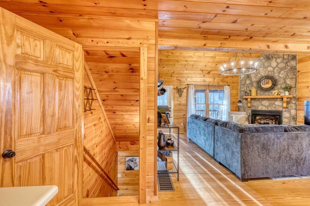 Mtn Cabin Sleeps 10 - 5 Mins To Fishing & Camping Ellijay Ngoại thất bức ảnh